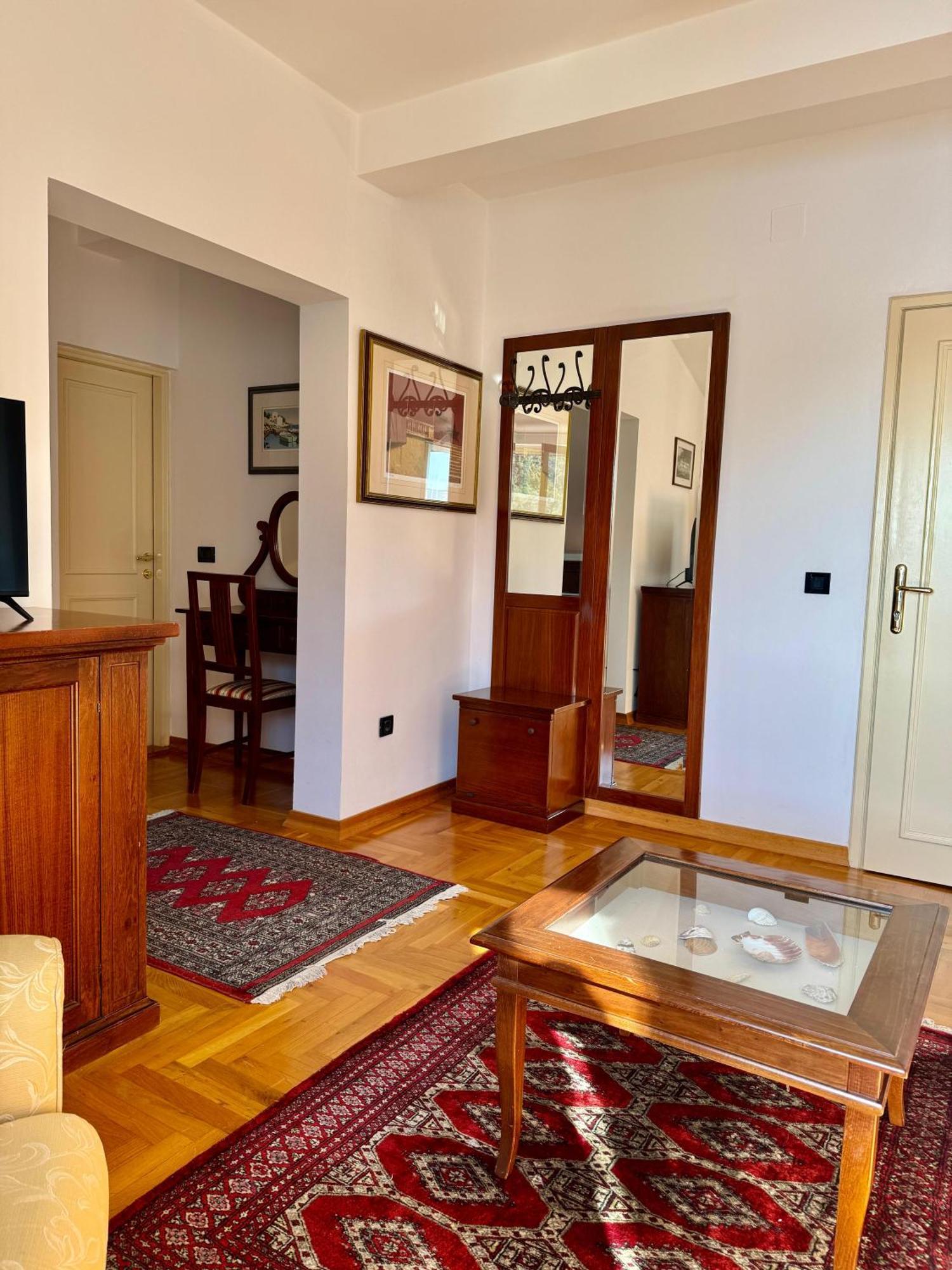 Villa Rava Hotel & Restaurant Luaran gambar