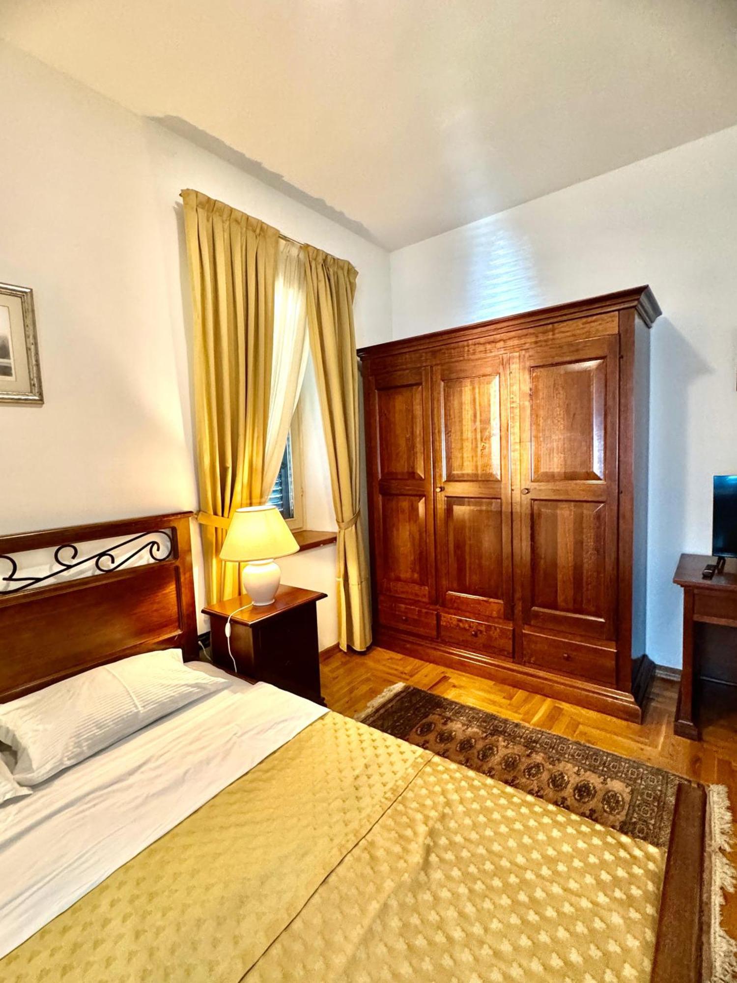 Villa Rava Hotel & Restaurant Luaran gambar