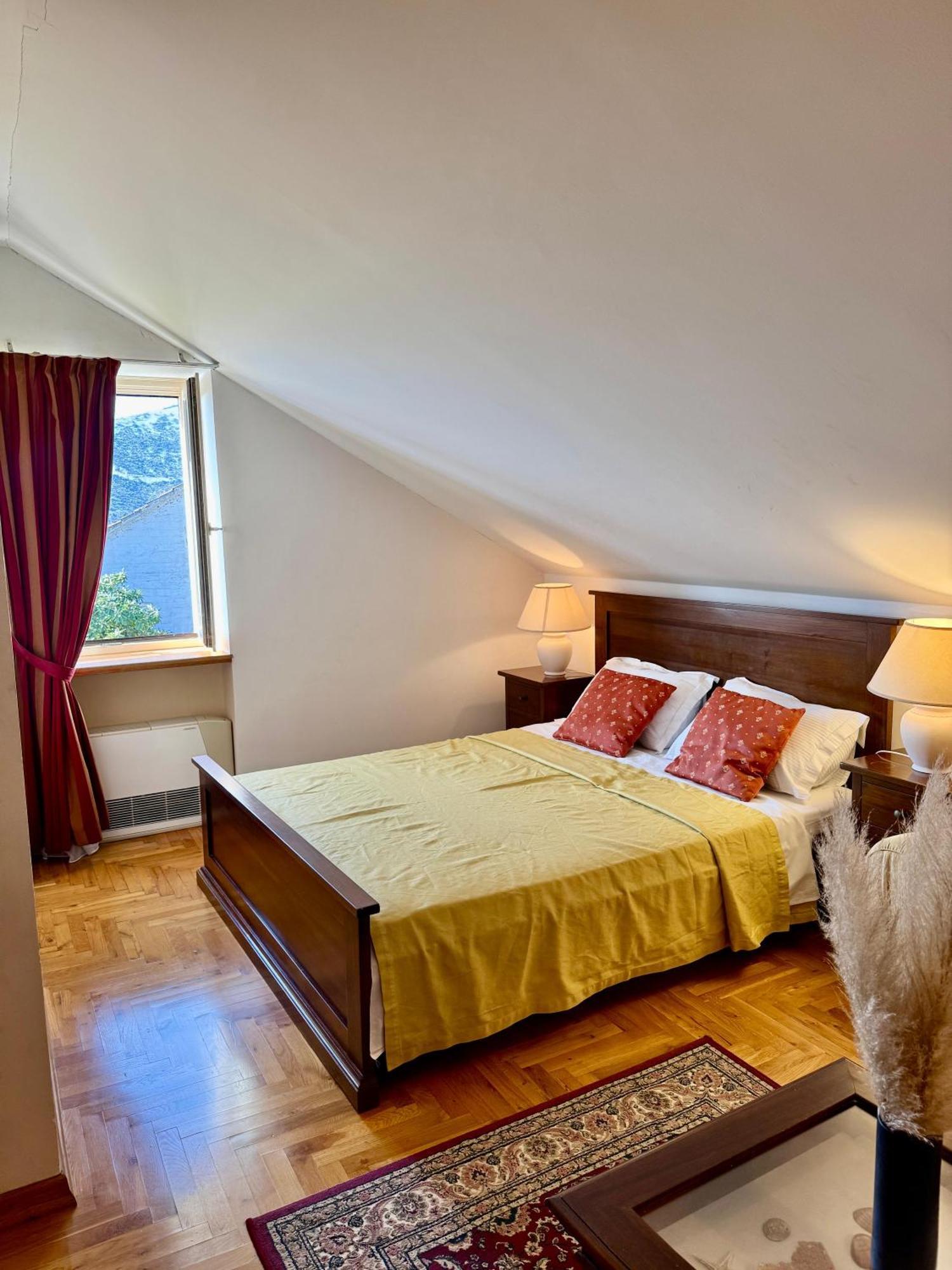 Villa Rava Hotel & Restaurant Luaran gambar