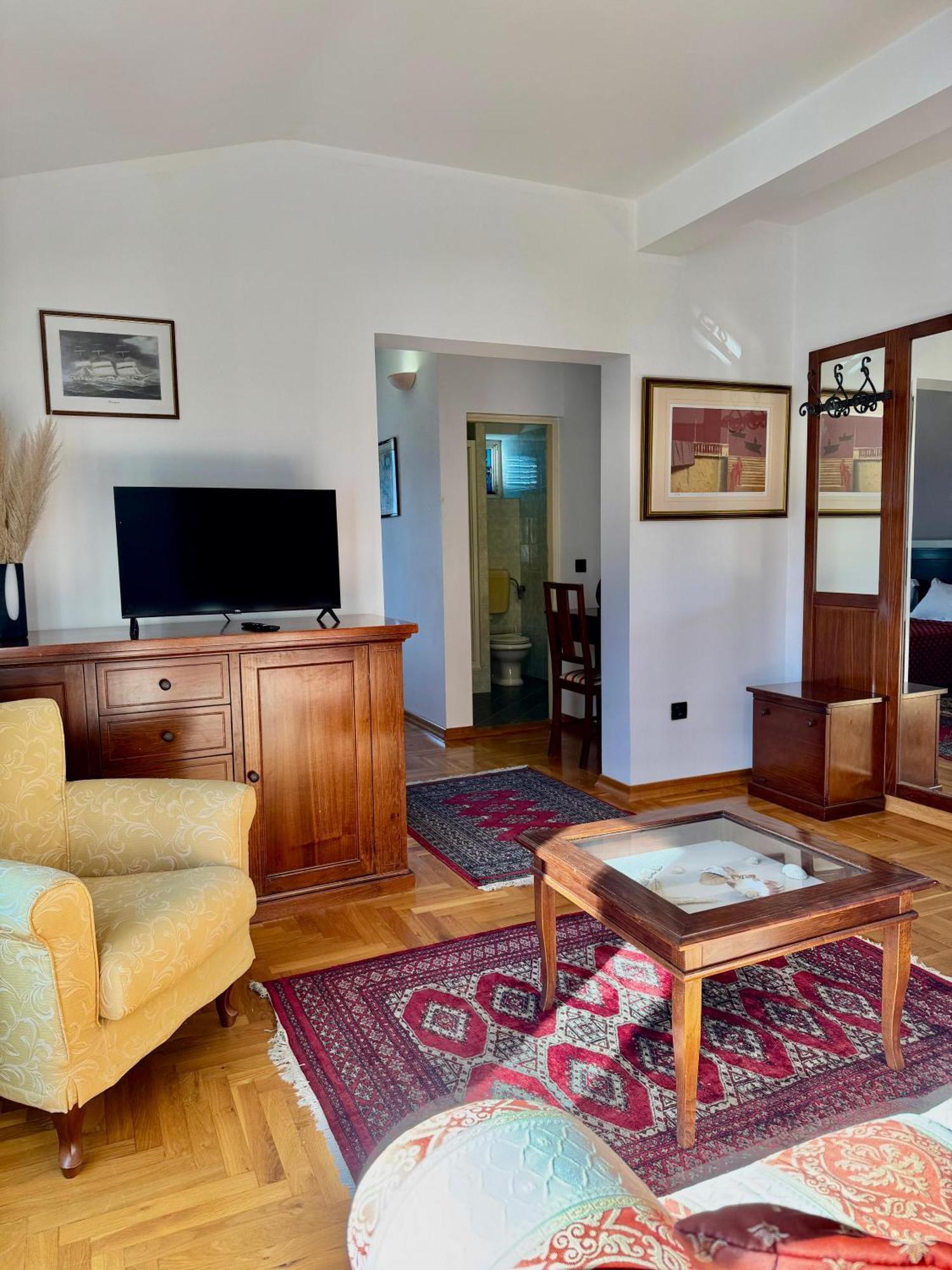 Villa Rava Hotel & Restaurant Luaran gambar